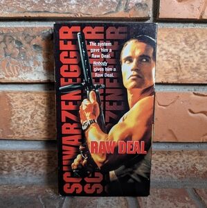 ** 4/$25 VHS ** Raw Deal (1986) Arnold Schwarzenegger - 80's - Good Used Cond